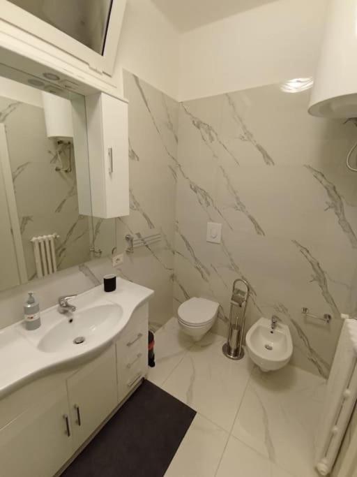 Andrea Central Apartment Μπάρι Εξωτερικό φωτογραφία